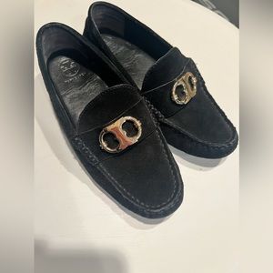 Tory Burch Gemini black suede driving loafers. Sz 5.5